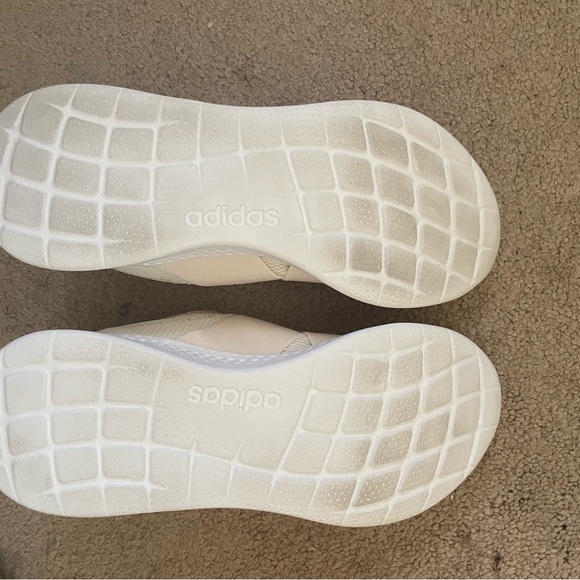 NWT Cream and gold PUREMOTION ADAPT Adidas with cloud foam - Picture 5 of 5